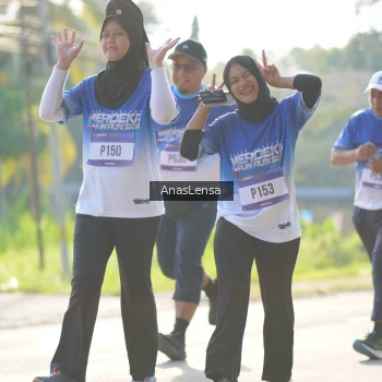 Runner Photo 3485937
