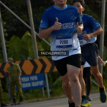Runner Photo 3485944