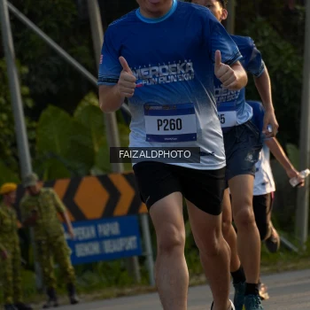 Runner Photo 3485951