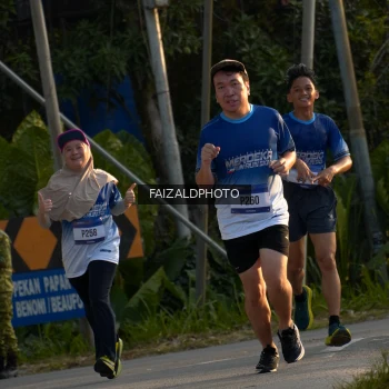 Runner Photo 3485953