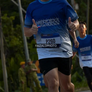 Runner Photo 3485964