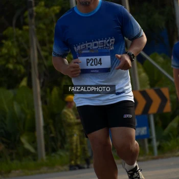 Runner Photo 3486012