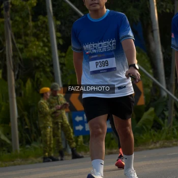 Runner Photo 3486023