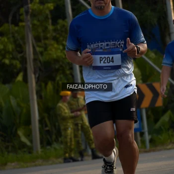 Runner Photo 3486031