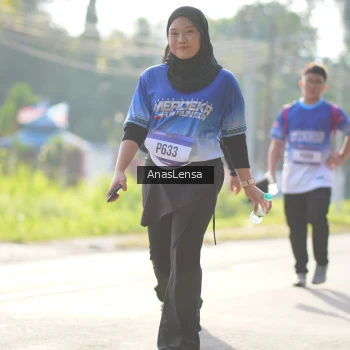 Runner Photo 3486059