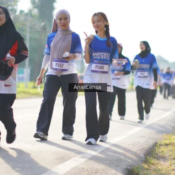 Runner Photo 3486073