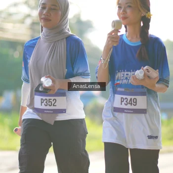 Runner Photo 3486130
