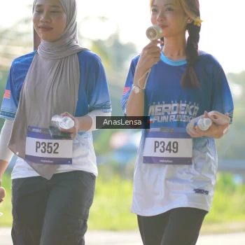Runner Photo 3486131