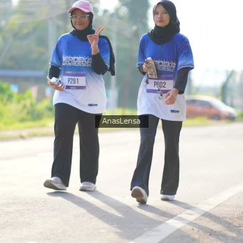 Runner Photo 3486138