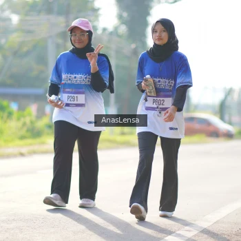 Runner Photo 3486140