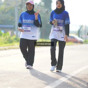 Runner Photo 3486142