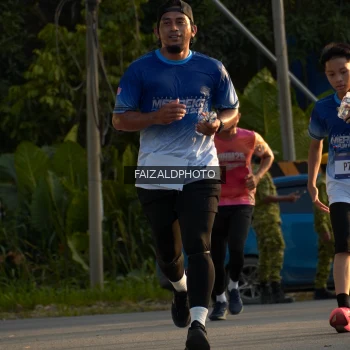 Runner Photo 3486153