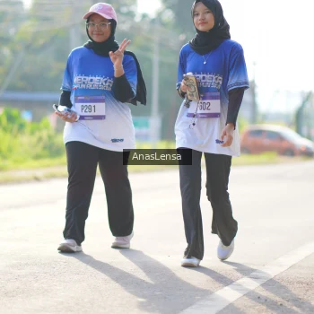Runner Photo 3486164