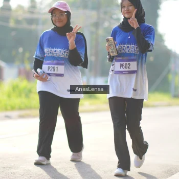 Runner Photo 3486171