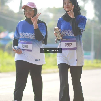 Runner Photo 3486197