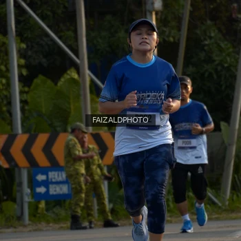 Runner Photo 3486240