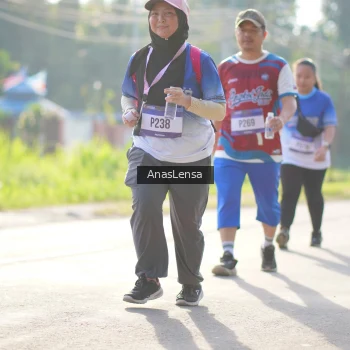 Runner Photo 3486270