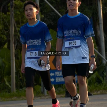 Runner Photo 3486292