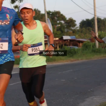 Runner Photo 3486319