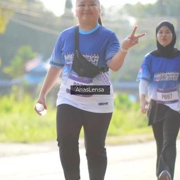 Runner Photo 3486354
