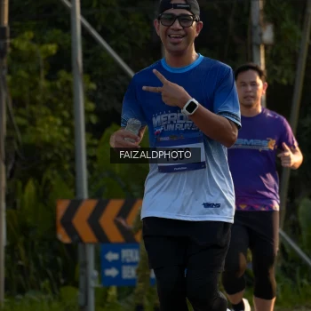 Runner Photo 3486390
