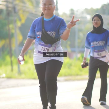 Runner Photo 3486391
