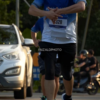 Runner Photo 3486417
