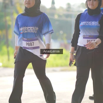 Runner Photo 3486445
