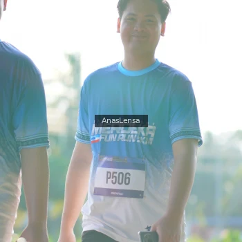 Runner Photo 3486555