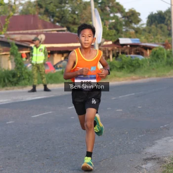 Runner Photo 3486556