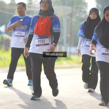 Runner Photo 3486660