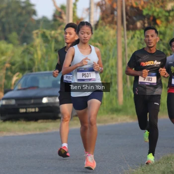 Runner Photo 3486681