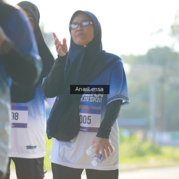 Runner Photo 3486715