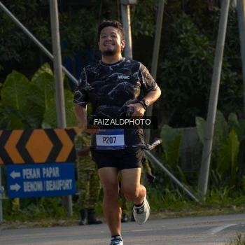 Runner Photo 3486747