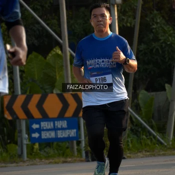 Runner Photo 3486818