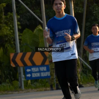 Runner Photo 3486825