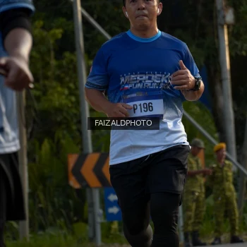 Runner Photo 3486842