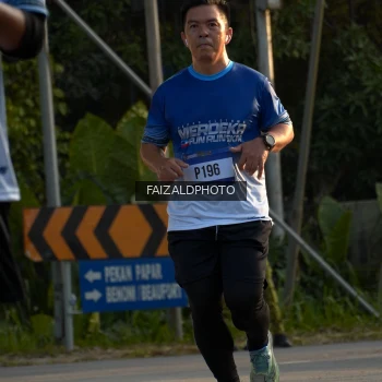 Runner Photo 3486858