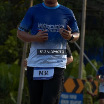 Runner Photo 3486955