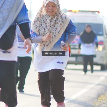 Runner Photo 3486988