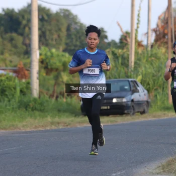 Runner Photo 3487005