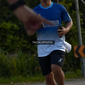 Runner Photo 3487020