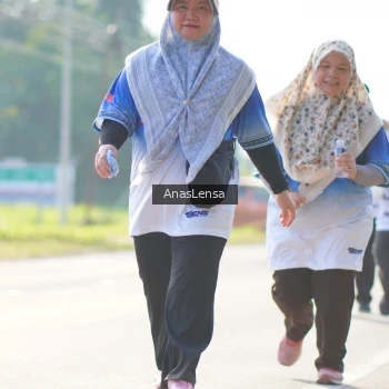 Runner Photo 3487036