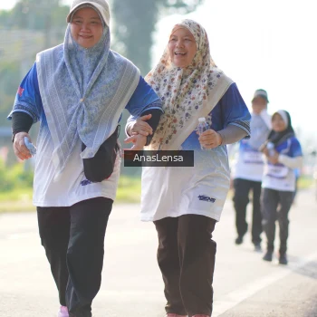 Runner Photo 3487043