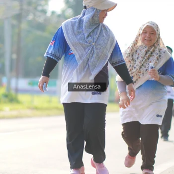 Runner Photo 3487045