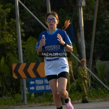 Runner Photo 3487051