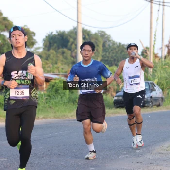 Runner Photo 3487081