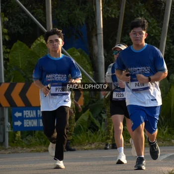 Runner Photo 3487114