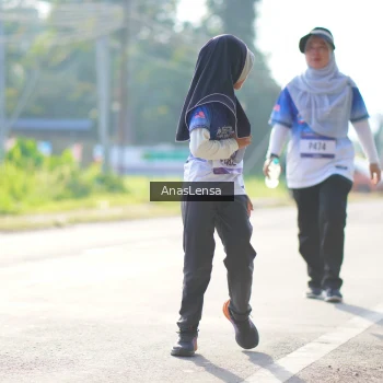 Runner Photo 3487132