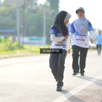 Runner Photo 3487133